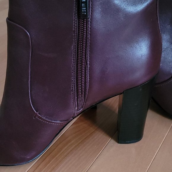 Nine West Burgundy Leather booties - Picture 3 of 8